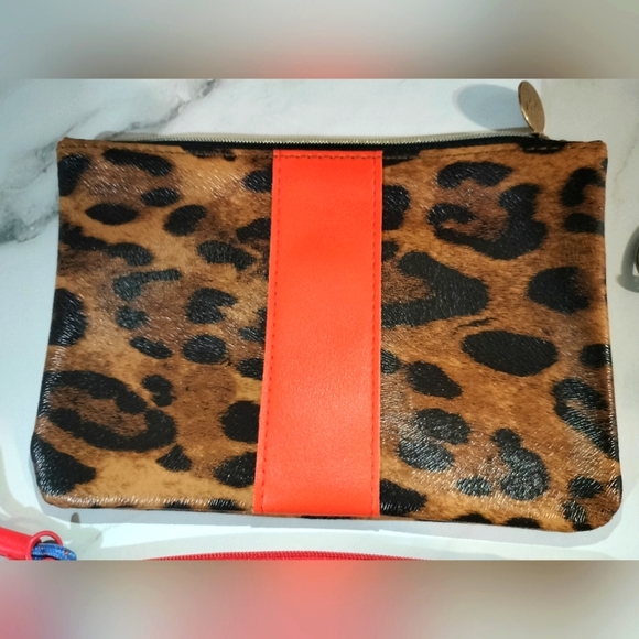 Ipsy bags (+small wallet) - Picture 2 of 5
